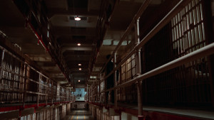    / Escape from Alcatraz (1979) [Remastered] BDRip 720p, 1080p, BD-Remux